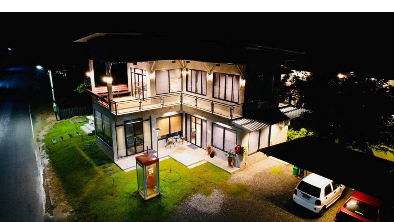 บ้านต้นไม้โฮมสเตย์อุทัยธานี Extérieur photo